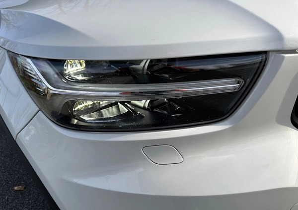 Volvo XC 40 cena 139900 przebieg: 38000, rok produkcji 2020 z Prusice małe 781